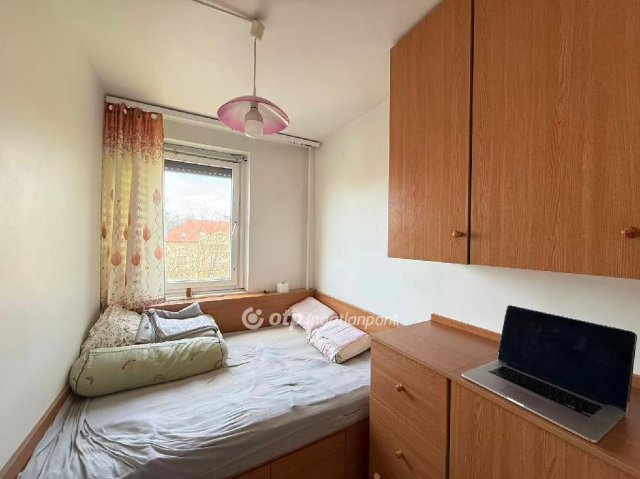 Eladó panellakás, Budapesten, VIII. kerületben 64.9 M Ft