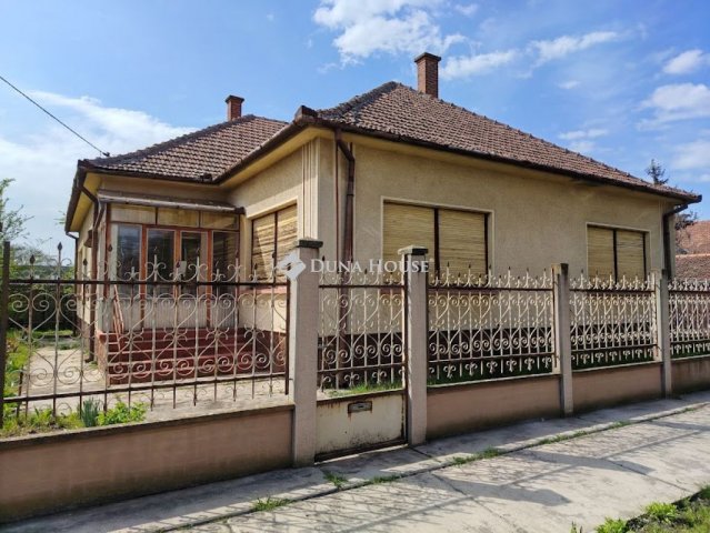 Eladó családi ház, Újkígyóson, Petőfi utcában 29.9 M Ft