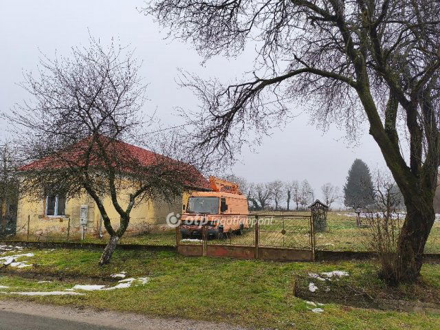 Eladó családi ház, Vízváron 10 M Ft, 2 szobás