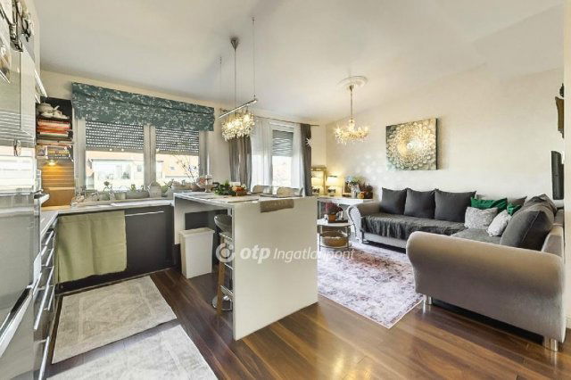 Eladó téglalakás, Dunakeszin 85 M Ft, 3+1 szobás