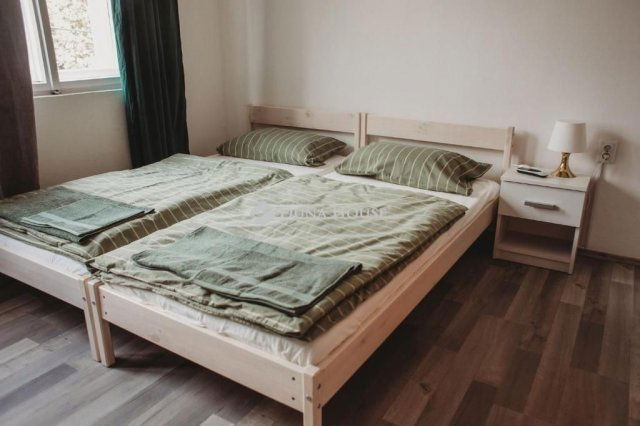 Eladó hotel, Galgahévízen 215 M Ft, 16 szobás