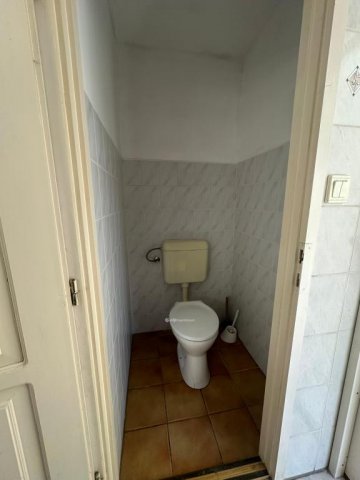 Eladó családi ház, Szentesen 39.9 M Ft, 3 szobás