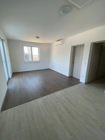 Eladó üzlethelyiség, Villányban 300 M Ft, 3 szobás