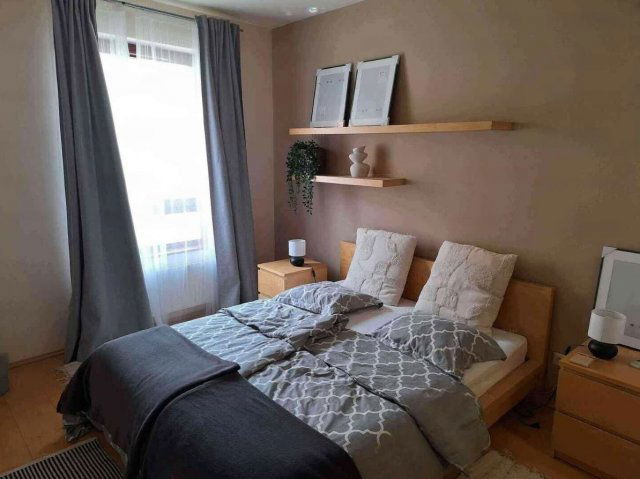 Kiadó téglalakás, albérlet, VI. kerületben, Király utcában