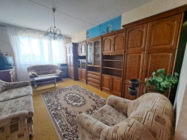 Kiadó panellakás, albérlet, Debrecenben 240 E Ft / hó, 4 szobás