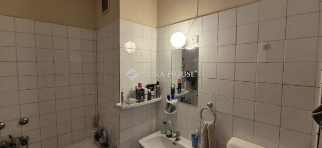 Eladó téglalakás, Kisteleken 36.5 M Ft, 3 szobás