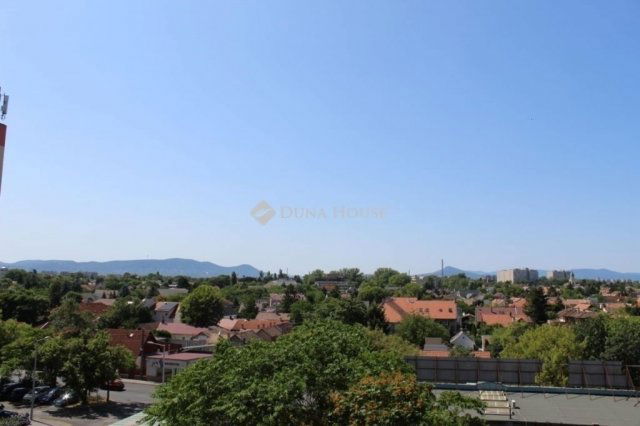 Eladó panellakás, Budapesten, XV. kerületben 63.5 M Ft