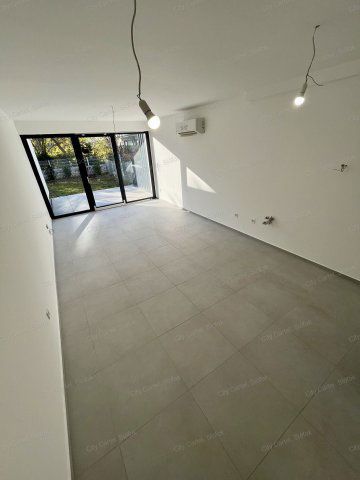 Eladó nyaraló, Balatonszemesen 64.9 M Ft, 1 szobás