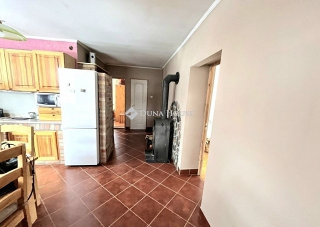 Eladó családi ház, Pilisen 63.127 M Ft, 3 szobás