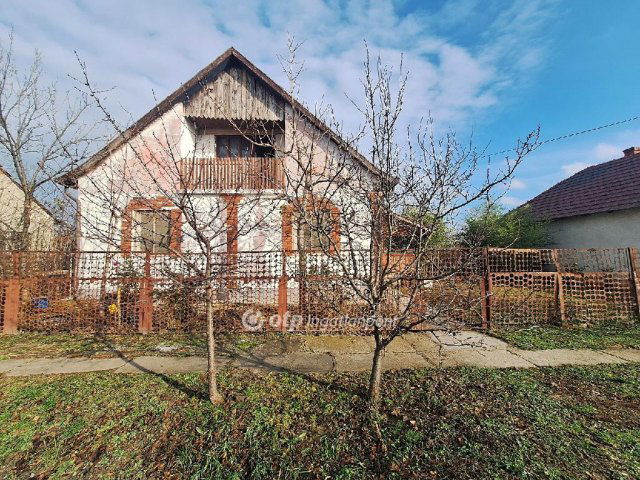 Eladó családi ház, Vésztőn 9.7 M Ft, 3 szobás