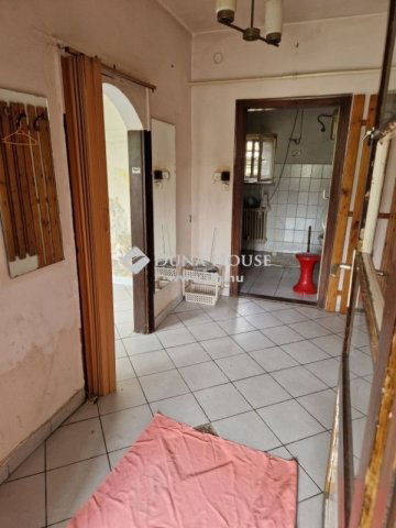 Eladó családi ház, Budapesten, XIX. kerületben 50 M Ft, 2 szobás