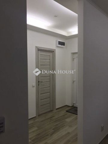 Eladó családi ház, Budapesten, XVIII. kerületben 115.3 M Ft