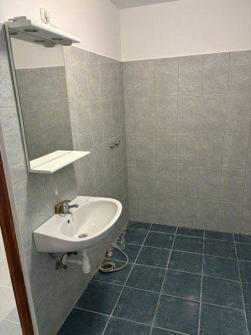 Kiadó iroda, Nyíregyházán 100 E Ft / hó, 1 szobás