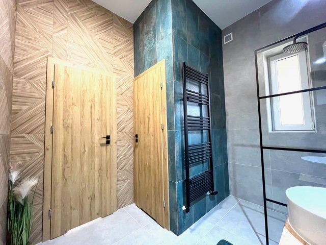 Eladó téglalakás, Pécsett 69.9 M Ft, 3 szobás