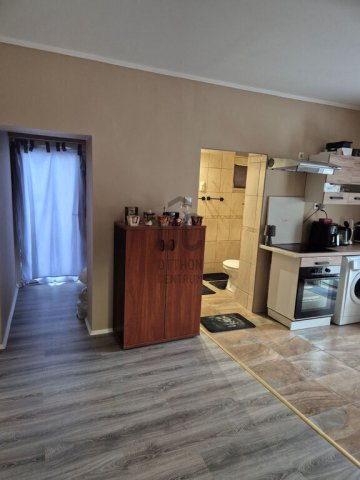 Eladó családi ház, Budapesten, XV. kerületben 99.9 M Ft
