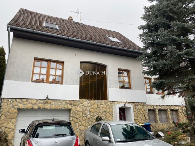 Eladó családi ház, Budapesten, II. kerületben 345 M Ft