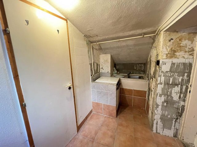 Eladó téglalakás, Budapesten, VII. kerületben, Hársfa utcában