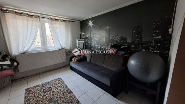 Eladó nyaraló, Szigetszentmiklóson 31.5 M Ft, 3 szobás