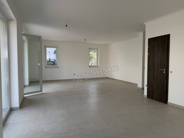 Eladó családi ház, Budapesten, XVI. kerületben 229.9 M Ft