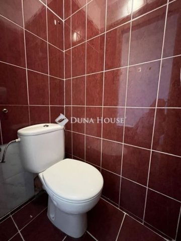 Eladó panellakás, Veszprémben 54.9 M Ft, 1+2 szobás