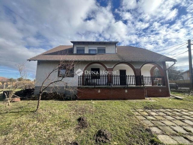 Eladó családi ház, Gárdonyban 99.9 M Ft, 6 szobás