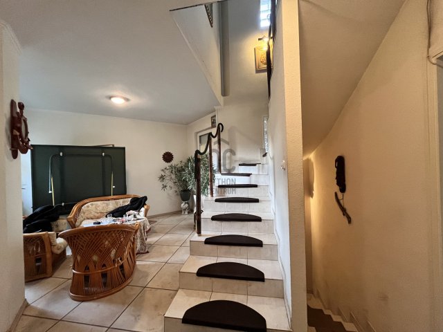 Kiadó ikerház, albérlet, Budapesten, XI. kerületben, 4 szobás