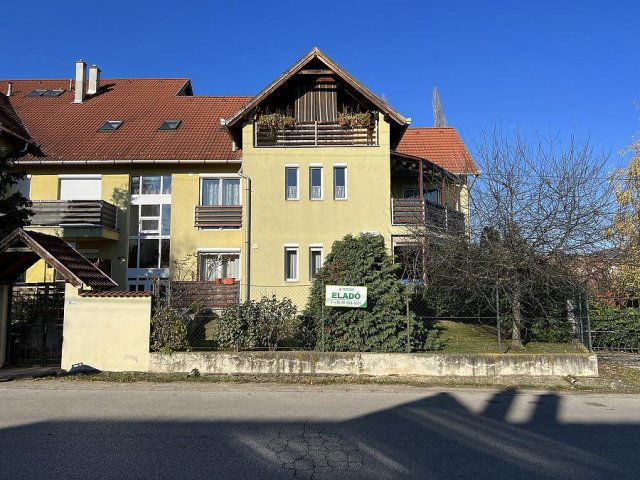 Eladó garázs, Pomázon 5.5 M Ft / költözzbe.hu