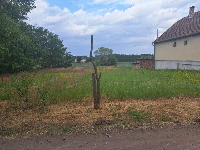 Eladó telek, Nagyhalászban 3.99 M Ft / költözzbe.hu