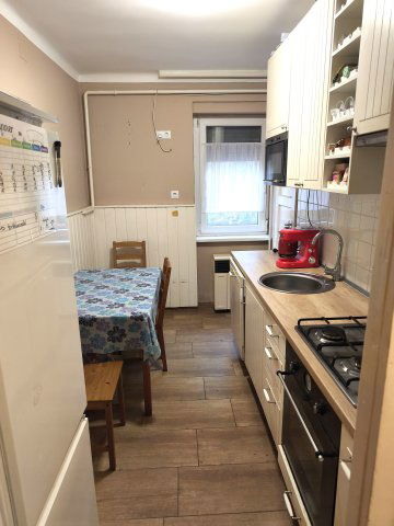 Eladó téglalakás, Vácon 71 M Ft, 3 szobás