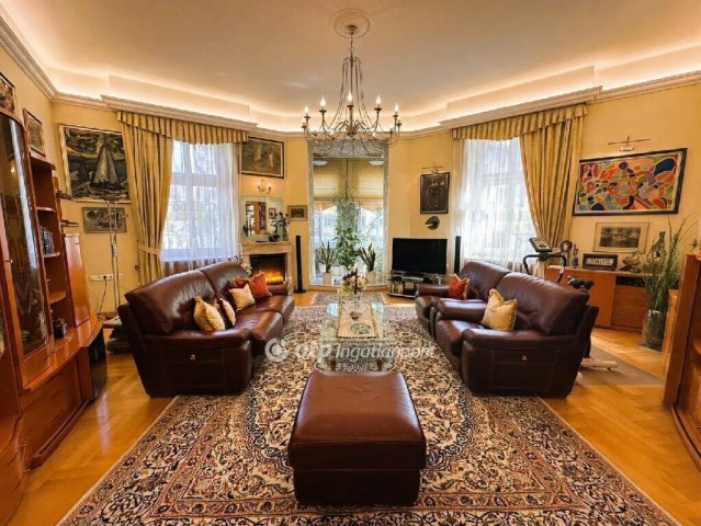 Eladó téglalakás, Budapesten, II. kerületben 188 M Ft, 3 szobás