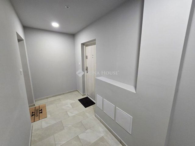 Kiadó téglalakás, albérlet, Veszprémben 300 E Ft / hó