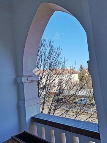 Eladó téglalakás, Szegeden 128 M Ft, 3 szobás