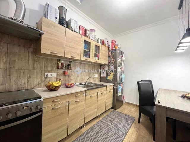 Eladó családi ház, Kecskeméten 65.99 M Ft, 4 szobás