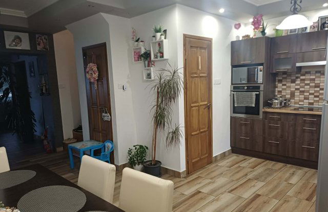 Eladó családi ház, Váchartyánon 149 M Ft, 4 szobás