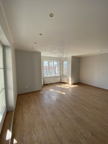 Kiadó téglalakás, albérlet, I. kerületben, Lovas úton