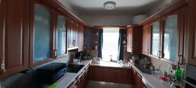 Eladó családi ház, Kaposváron 200 M Ft, 4 szobás