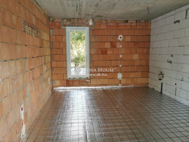 Eladó sorház, Érden 115 M Ft, 4 szobás / költözzbe.hu