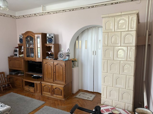 Eladó családi ház, Tiszaviden 36 M Ft, 5 szobás