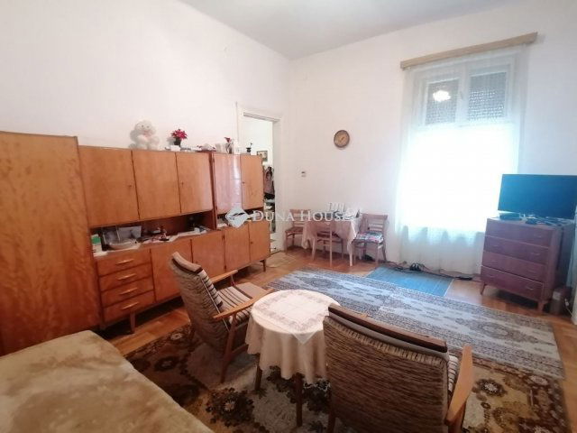 Eladó téglalakás, Budapesten, VIII. kerületben 57.9 M Ft