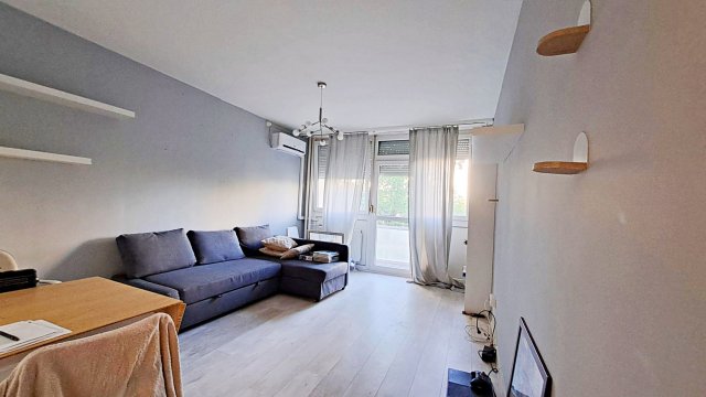 Eladó panellakás, Budapesten, XV. kerületben 63.5 M Ft, 2 szobás