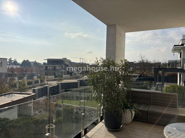 Eladó téglalakás, Budapesten, XI. kerületben 260 M Ft, 4 szobás