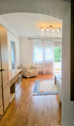 Kiadó téglalakás, albérlet, Balatonalmádiban 220 E Ft / hó