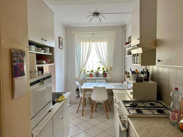 Kiadó panellakás, albérlet, Szegeden, Liszt utcában, 2 szobás