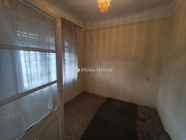 Eladó családi ház, Mezőfalván 33 M Ft, 2+1 szobás