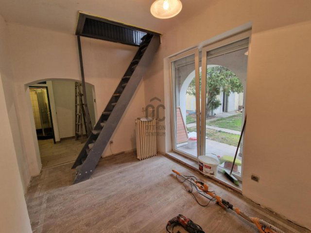 Eladó családi ház, Budapesten, XXIII. kerületben 55 M Ft