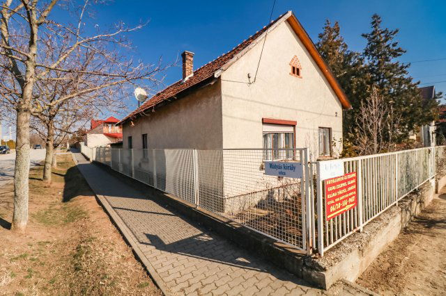 Eladó családi ház, Gyálon, Vak Bottyán utcában 54.9 M Ft