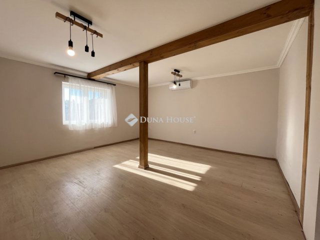 Eladó családi ház, Újfehértón 28.9 M Ft, 1 szobás