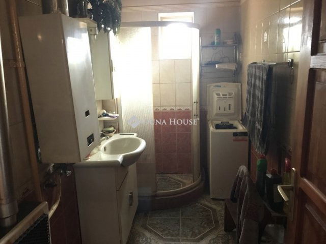 Eladó családi ház, Székesfehérvárott 84 M Ft, 4 szobás