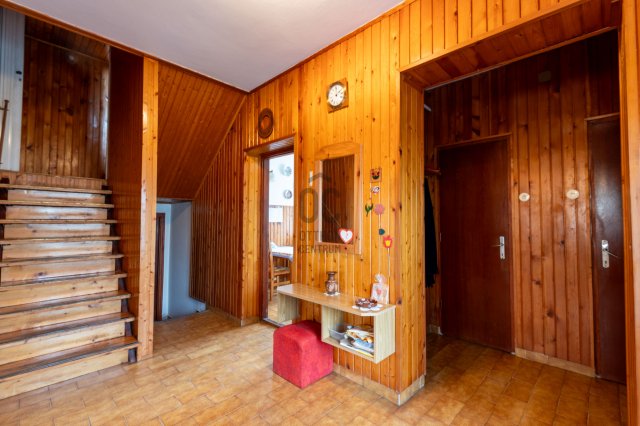 Eladó családi ház, Gárdonyban 99 M Ft, 5 szobás