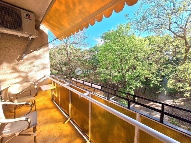 Eladó téglalakás, Kecskeméten 48.7 M Ft, 2 szobás